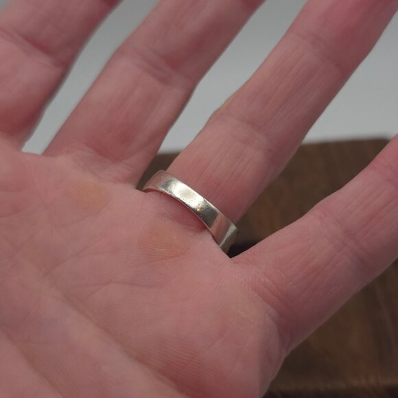 Size 8 925 Sterling Silver Cool Unisex Simple Ring - Picture 4 of 8